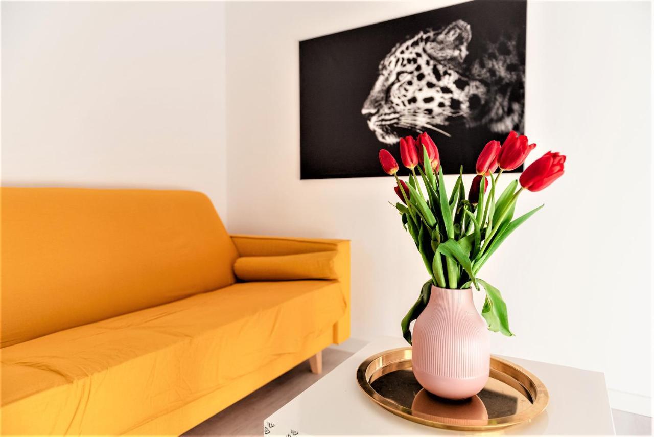 בוקרשט Parliament Marriott Unirii Square 5 Bedrooms Luxury Apartment Old Town מראה חיצוני תמונה