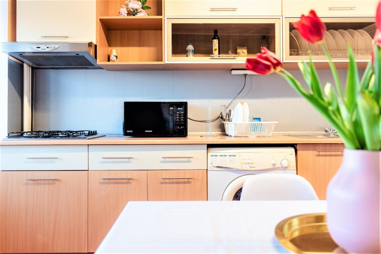 בוקרשט Parliament Marriott Unirii Square 5 Bedrooms Luxury Apartment Old Town מראה חיצוני תמונה