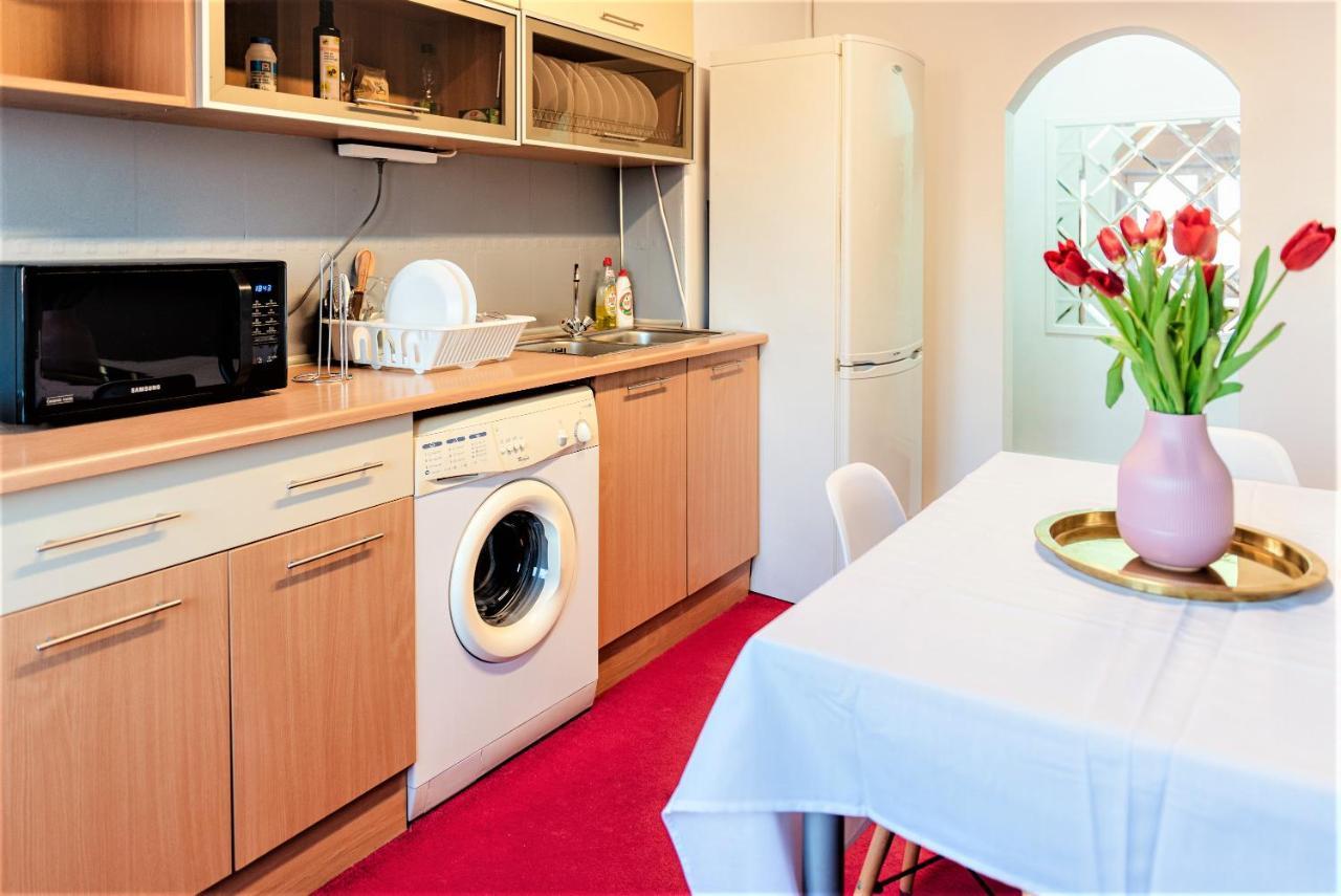 בוקרשט Parliament Marriott Unirii Square 5 Bedrooms Luxury Apartment Old Town מראה חיצוני תמונה